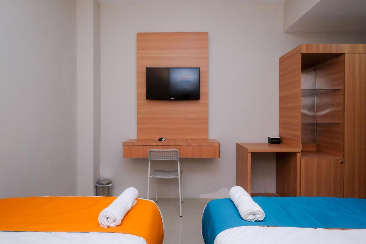 Sans Hotel Tiga Putri Semarang By Reddoorz Exterior foto